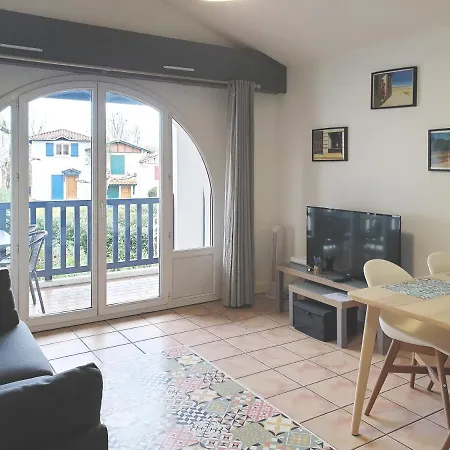 Apartment Saskoenea *